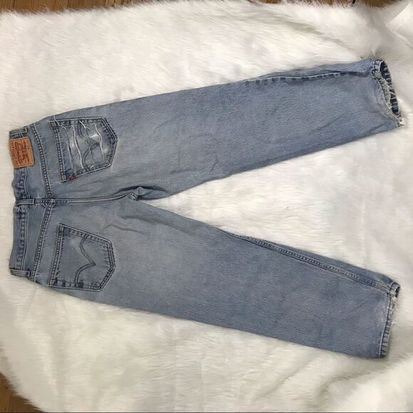 Levi’s    - Picture 2 of 8